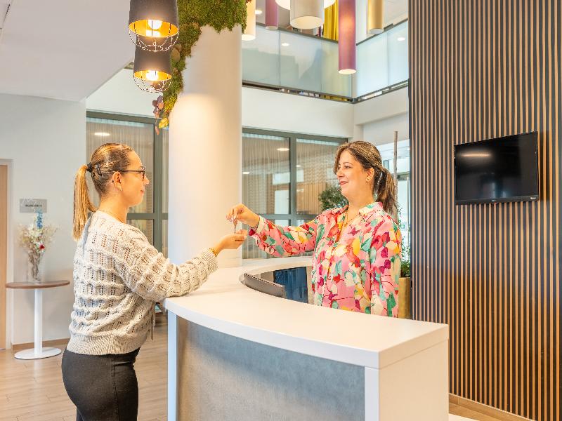 Quality Suites Grenoble Sud image