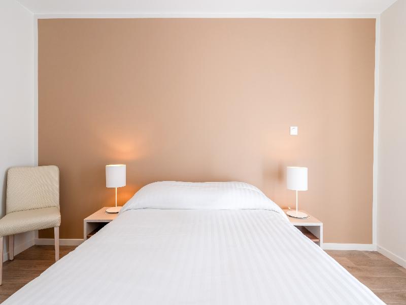 Quality Suites Grenoble Sud image