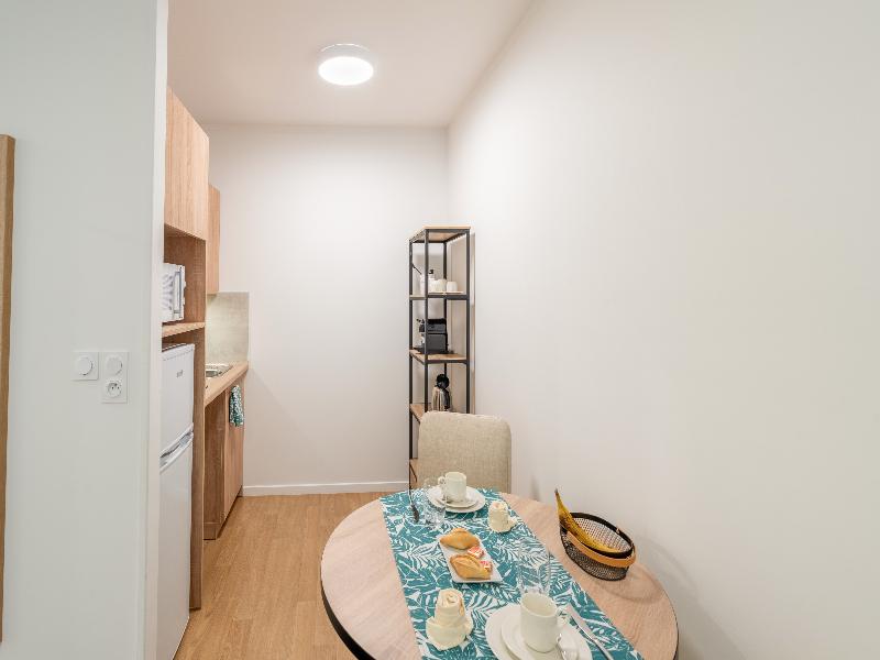 Quality Suites Nancy Zenith image