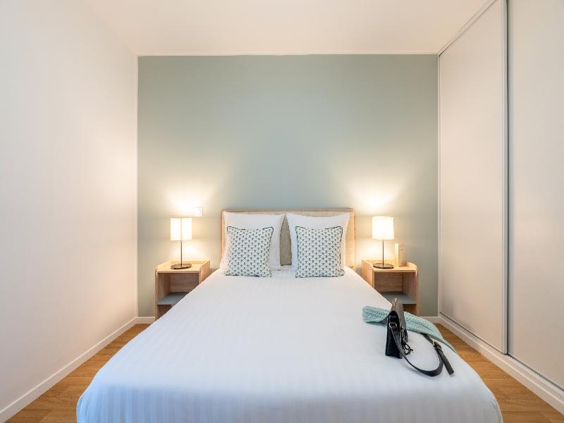 Quality Suites Nancy Zenith image