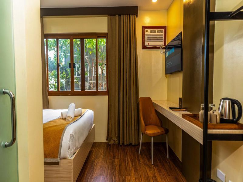 Hollywood Hotel Puerto Princesa image