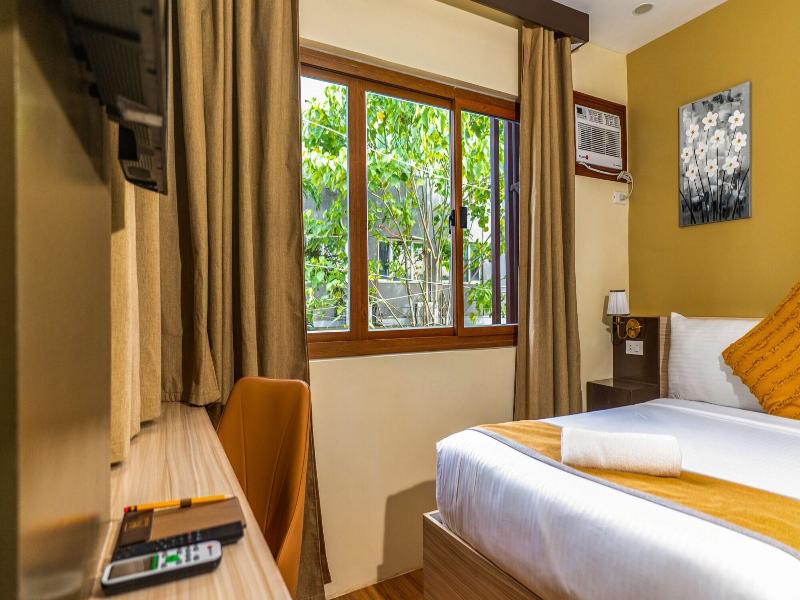 Hollywood Hotel Puerto Princesa image