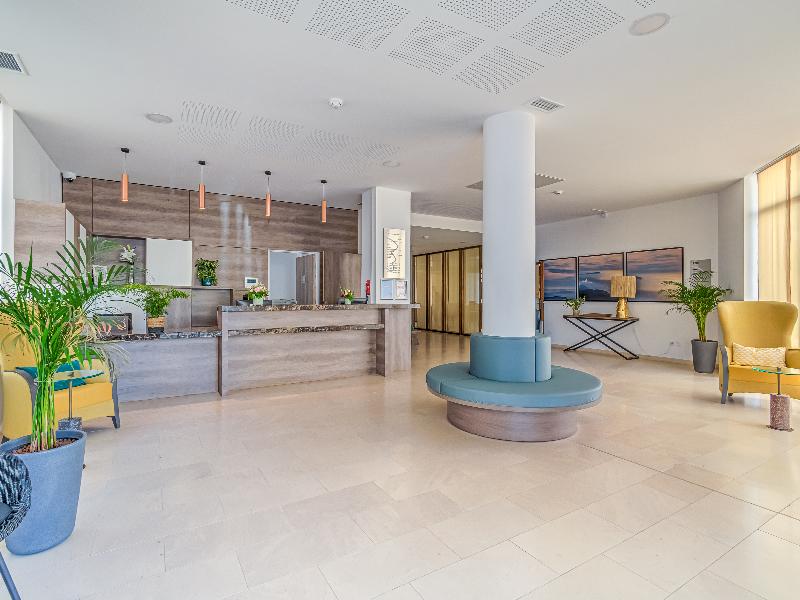 Quality Suites Marseille Centre Lodi image
