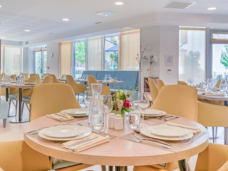 Quality Suites Marseille Centre Lodi image