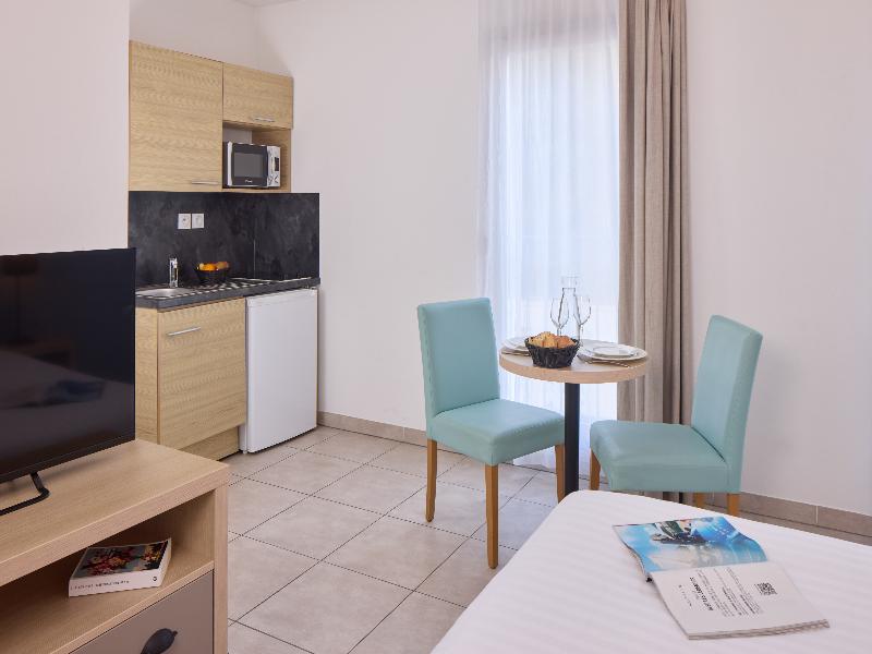 Quality Suites Marseille Centre Lodi image