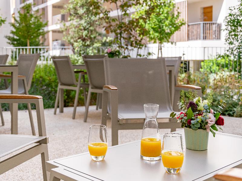 Quality Suites Marseille Centre Lodi image