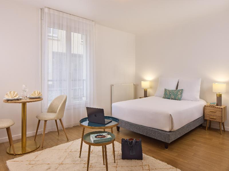 Quality Suites Meaux image