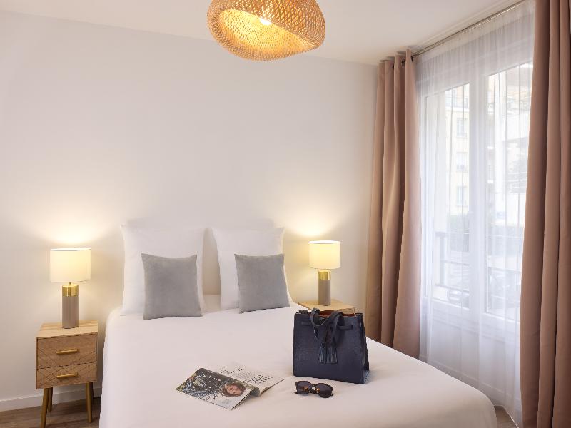 Quality Suites Meaux image