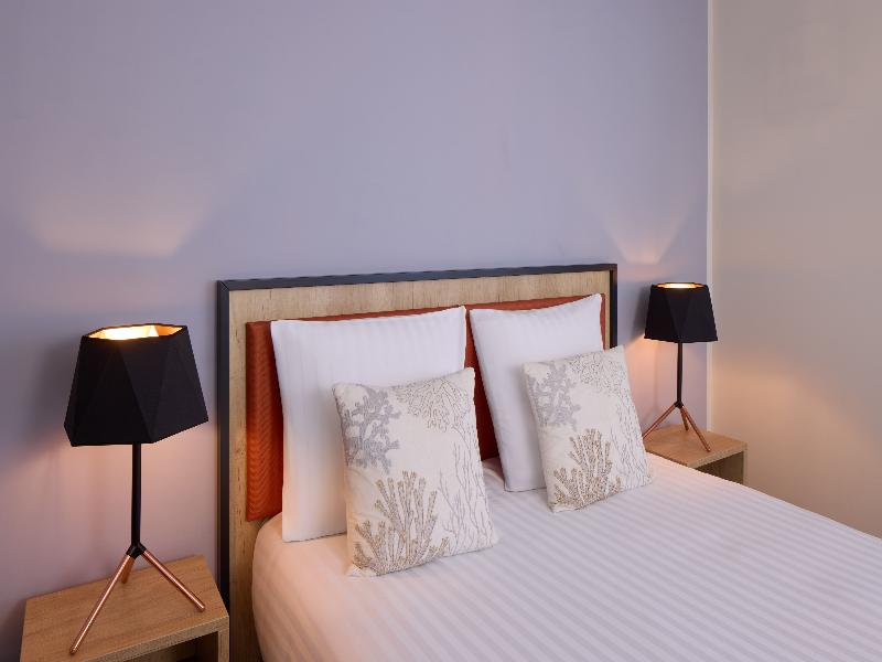 Quality Suites Les Rives De Mèze image