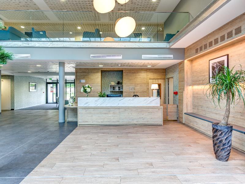 Quality Suites Morangis Orly image