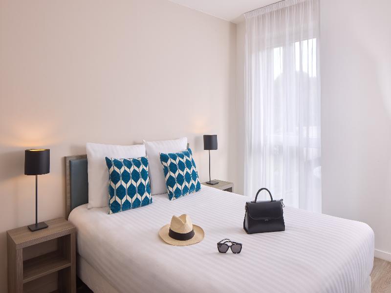 Quality Suites Morangis Orly image