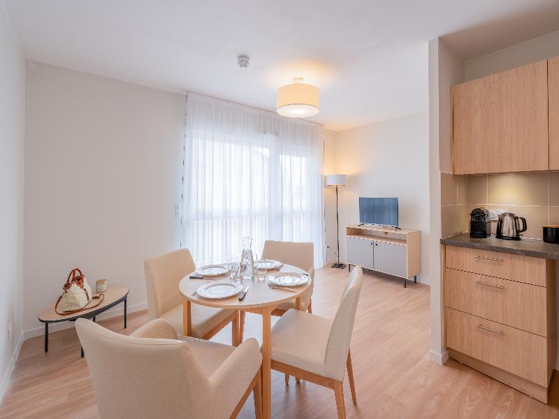 Quality Suites Périgueux image