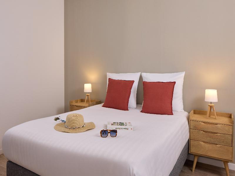 Quality Suites Perpignan image
