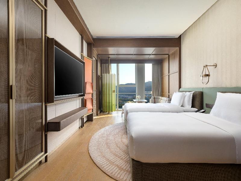 Hotel Indigo Zhuhai Hengqin by IHG image