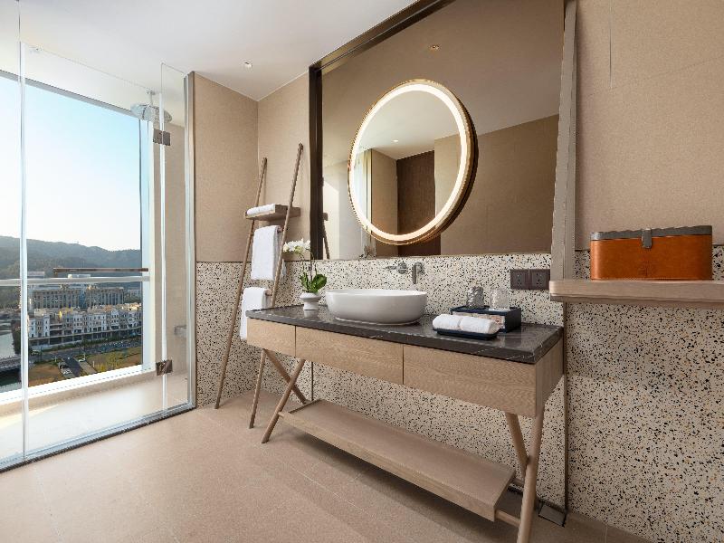 Hotel Indigo Zhuhai Hengqin by IHG image