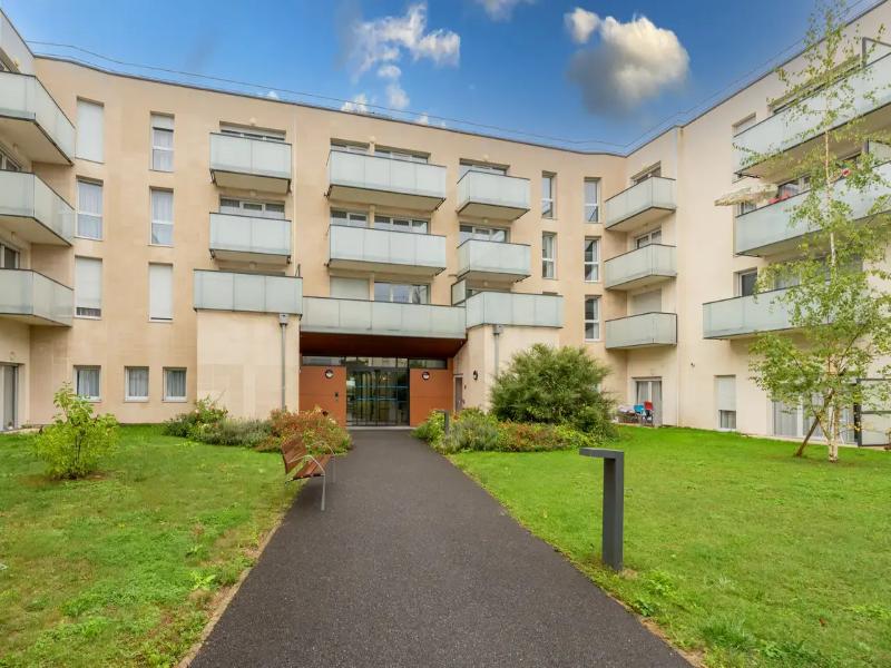 Quality Suites Reims - Les Capucins image