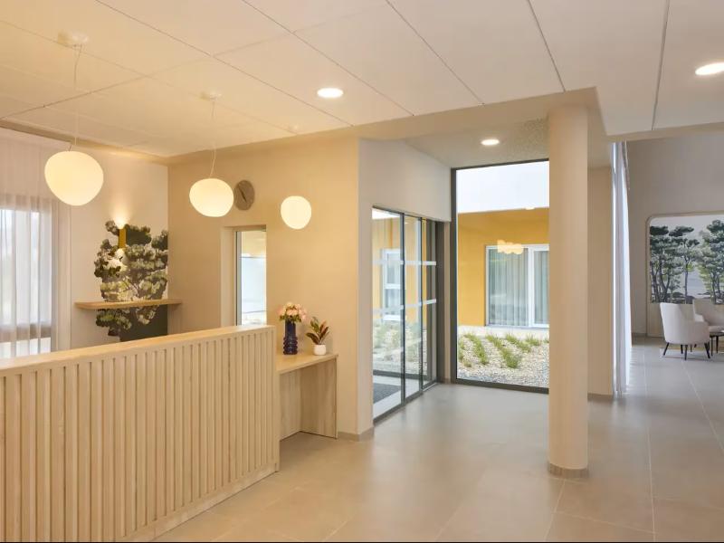 Quality Suites Plerin image
