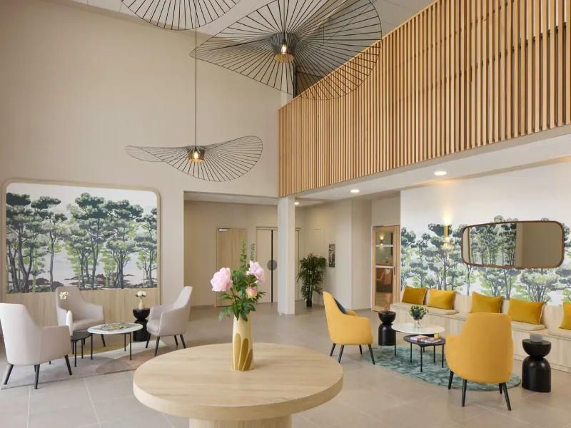Quality Suites Plerin image