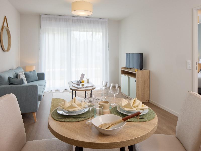 Quality Suites Plerin image