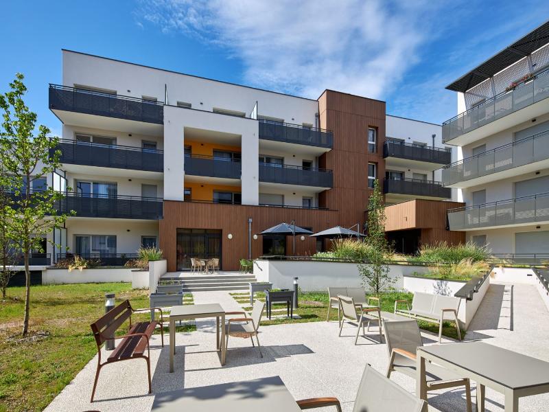 Quality Suites Seyssinet image