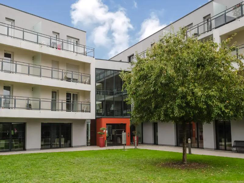 Quality Suites St-berthevin Laval image