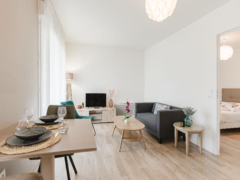 Quality Suites St-berthevin Laval image