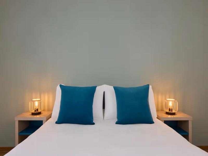 Quality Suites Valenciennes image