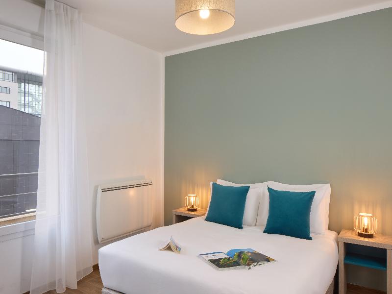 Quality Suites Valenciennes image