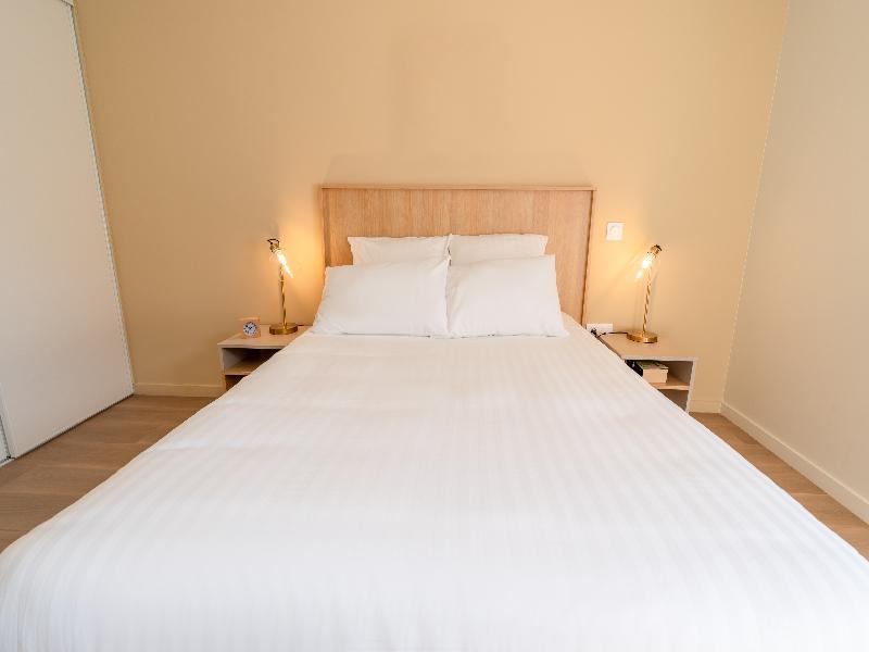 Quality Suites Villefontaine image