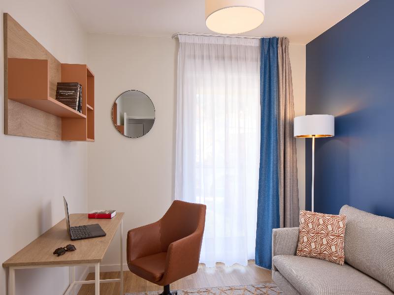 Quality Suites Voiron image