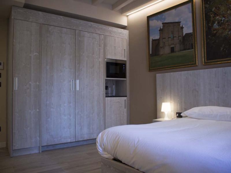 Palazzo Domanto Parma Apartments image