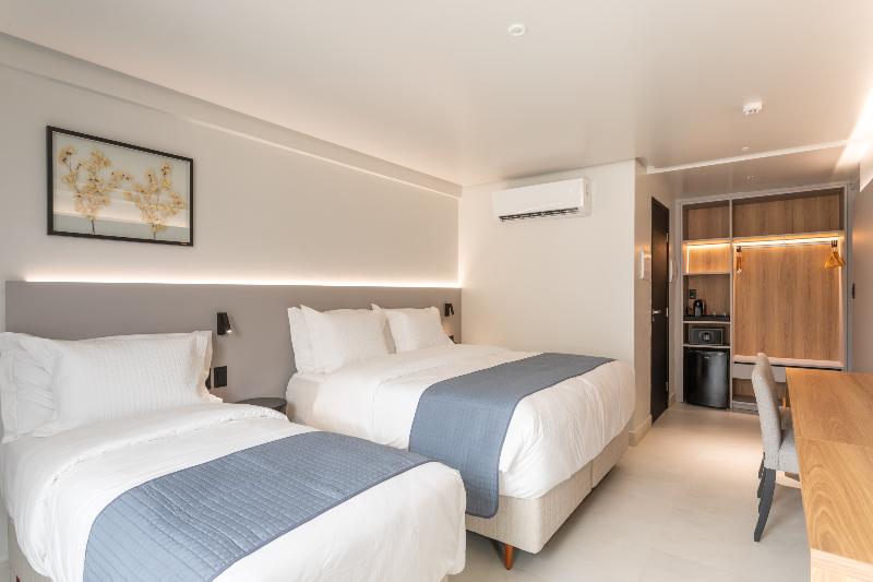 Icon Hotel image