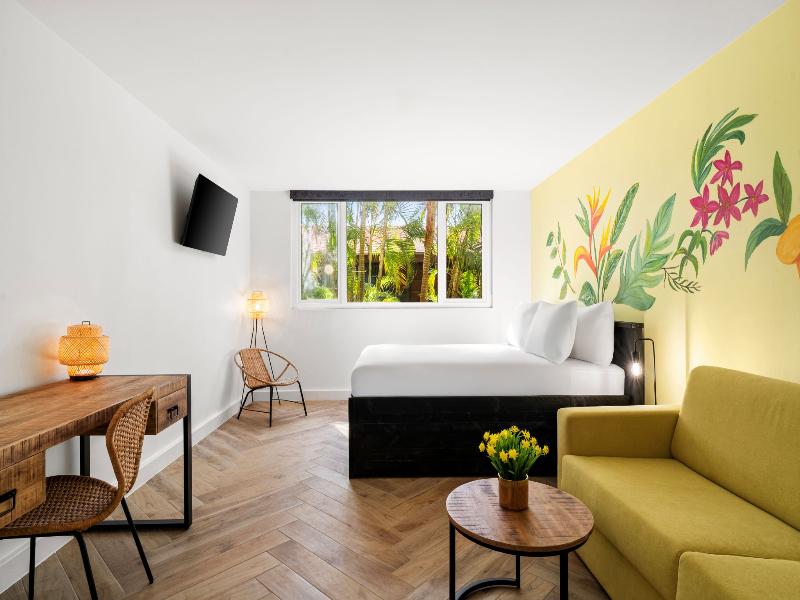Parasasa Hotel image