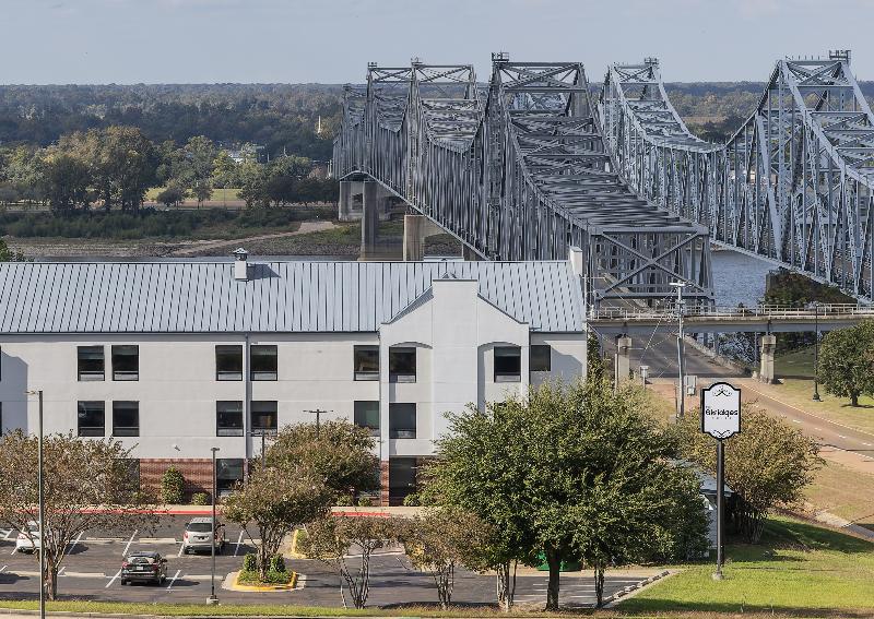 The Bridges Hotel image
