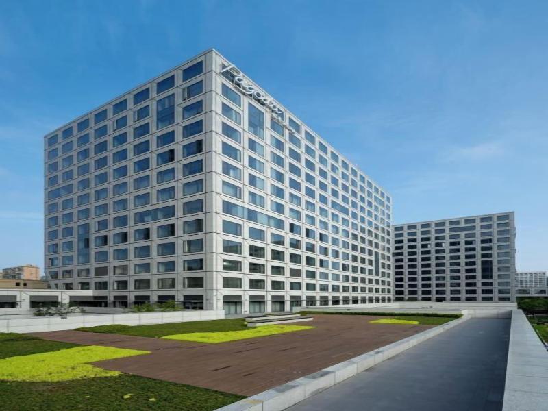 Pagoda Hotel Hangzhou Zijingang image