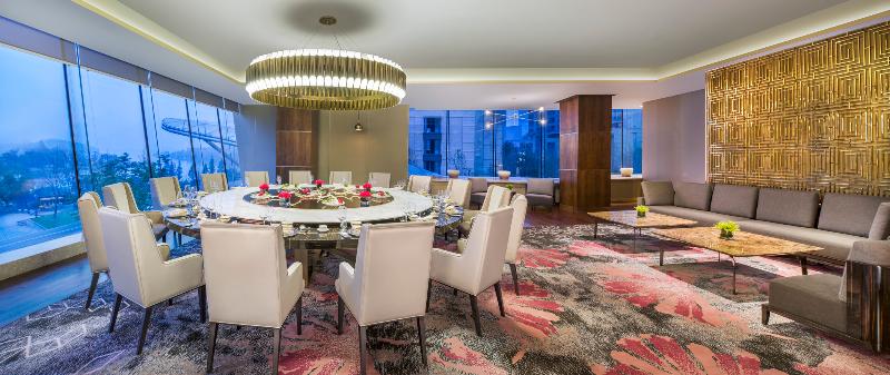 MEIXI LAKE HOTEL , A LUXURY COLLECTION HOTEL image