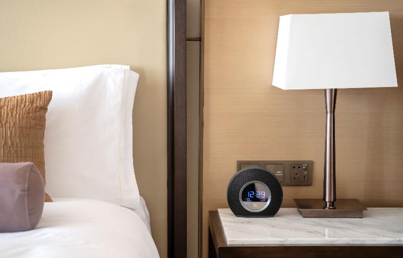 MEIXI LAKE HOTEL , A LUXURY COLLECTION HOTEL image