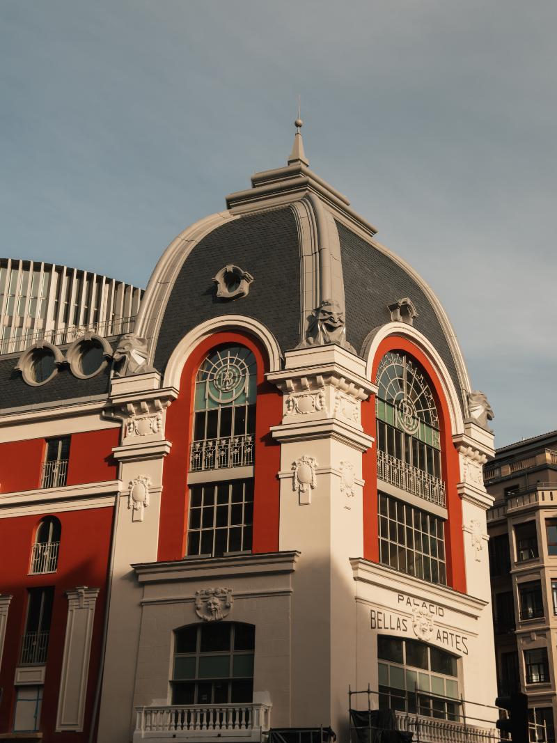 Palacio Bellas Artes San Sebastian, Curio Collect image