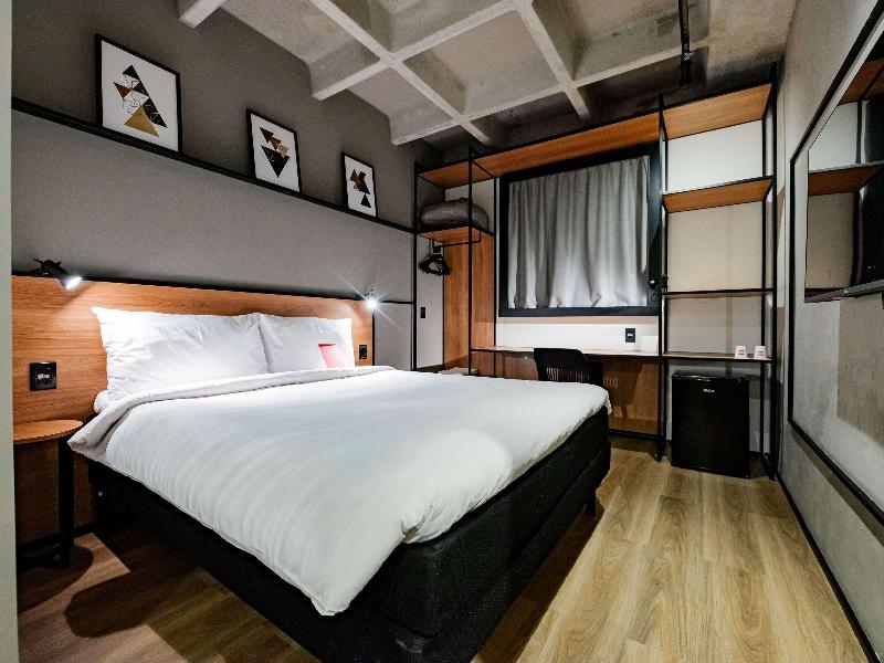 Ibis Pelotas — view