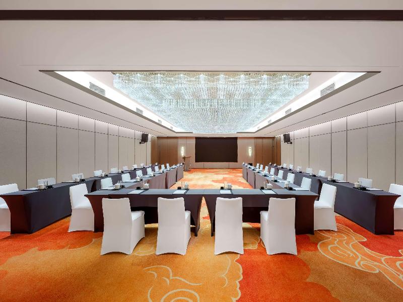 Grand Mercure Wuxi Huishan image