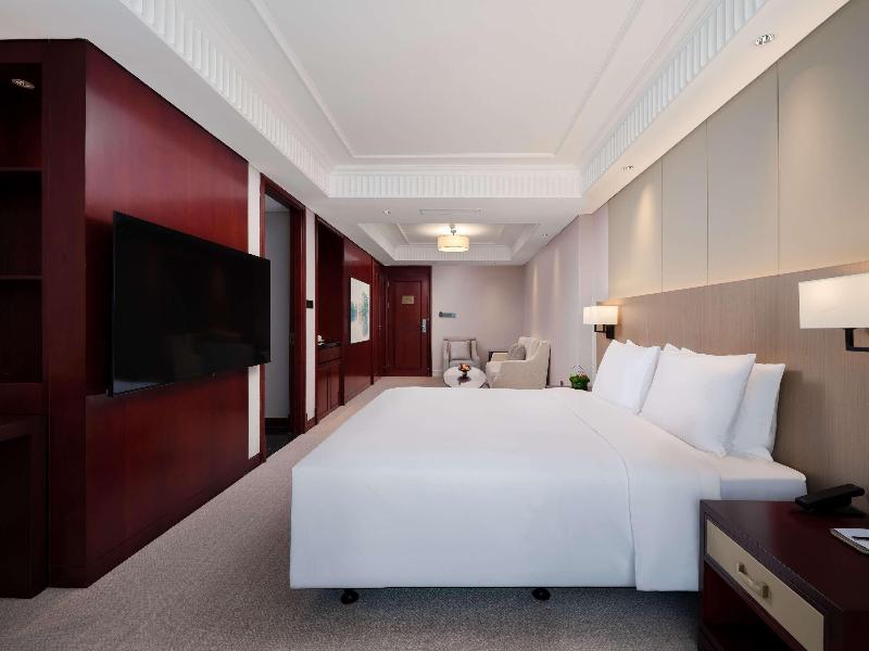 Grand Mercure Wuxi Huishan image