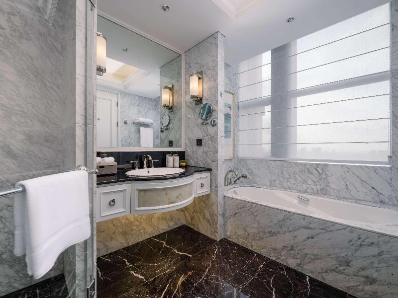 Grand Mercure Wuxi Huishan image