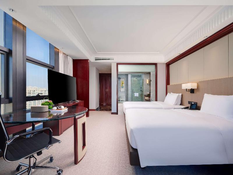 Grand Mercure Wuxi Huishan image