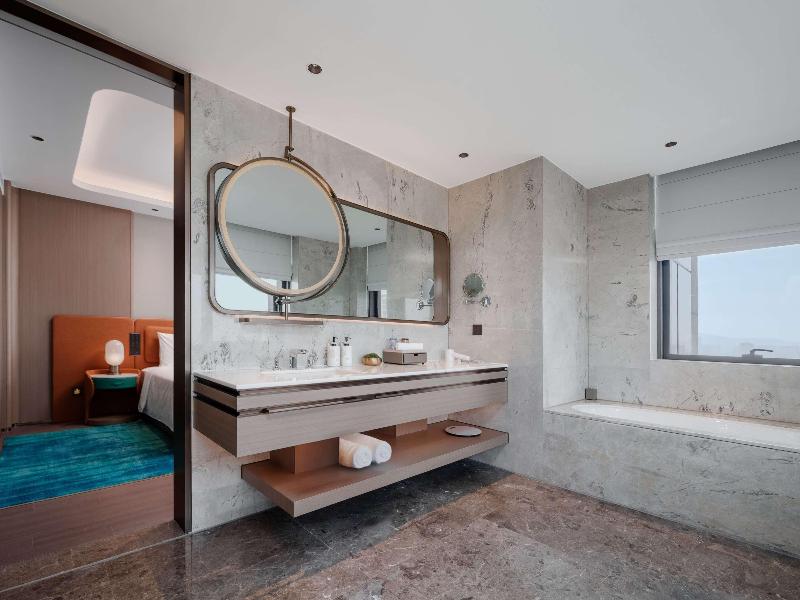 Grand Mercure Wuxi Huishan image