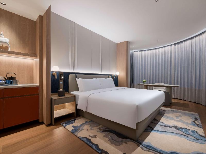 Novotel Zhoushan Luting image