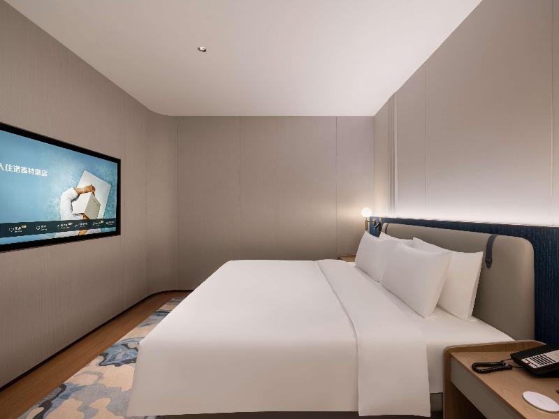 Novotel Zhoushan Luting image