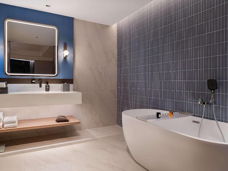 Novotel Zhoushan Luting image