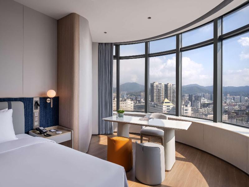 Novotel Zhoushan Luting image