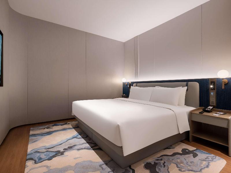 Novotel Zhoushan Luting image