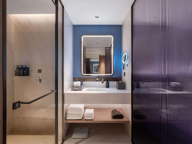 Novotel Zhoushan Luting image